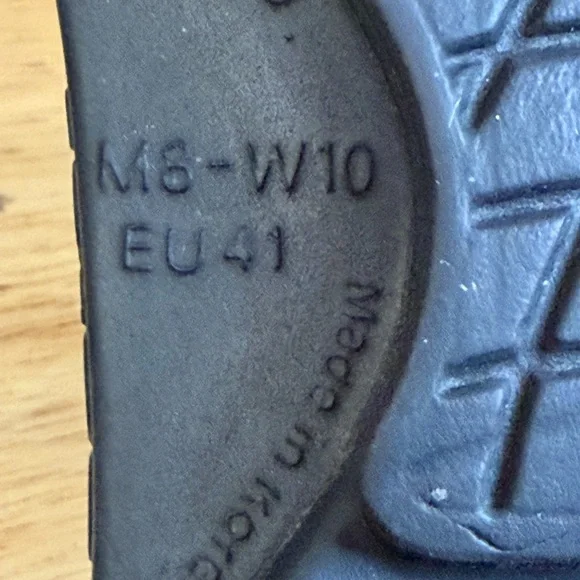 OOFOS unisex OOcloog Luxe Clogs - Picture 11 of 11